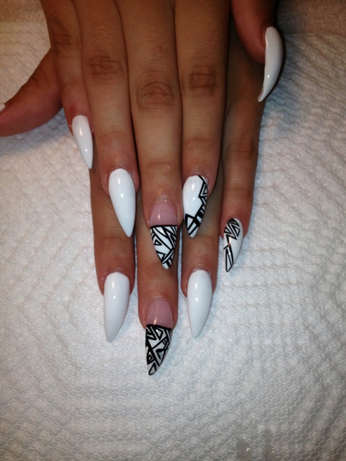 Love that the middle nail has no white on it. Makes the design not ...